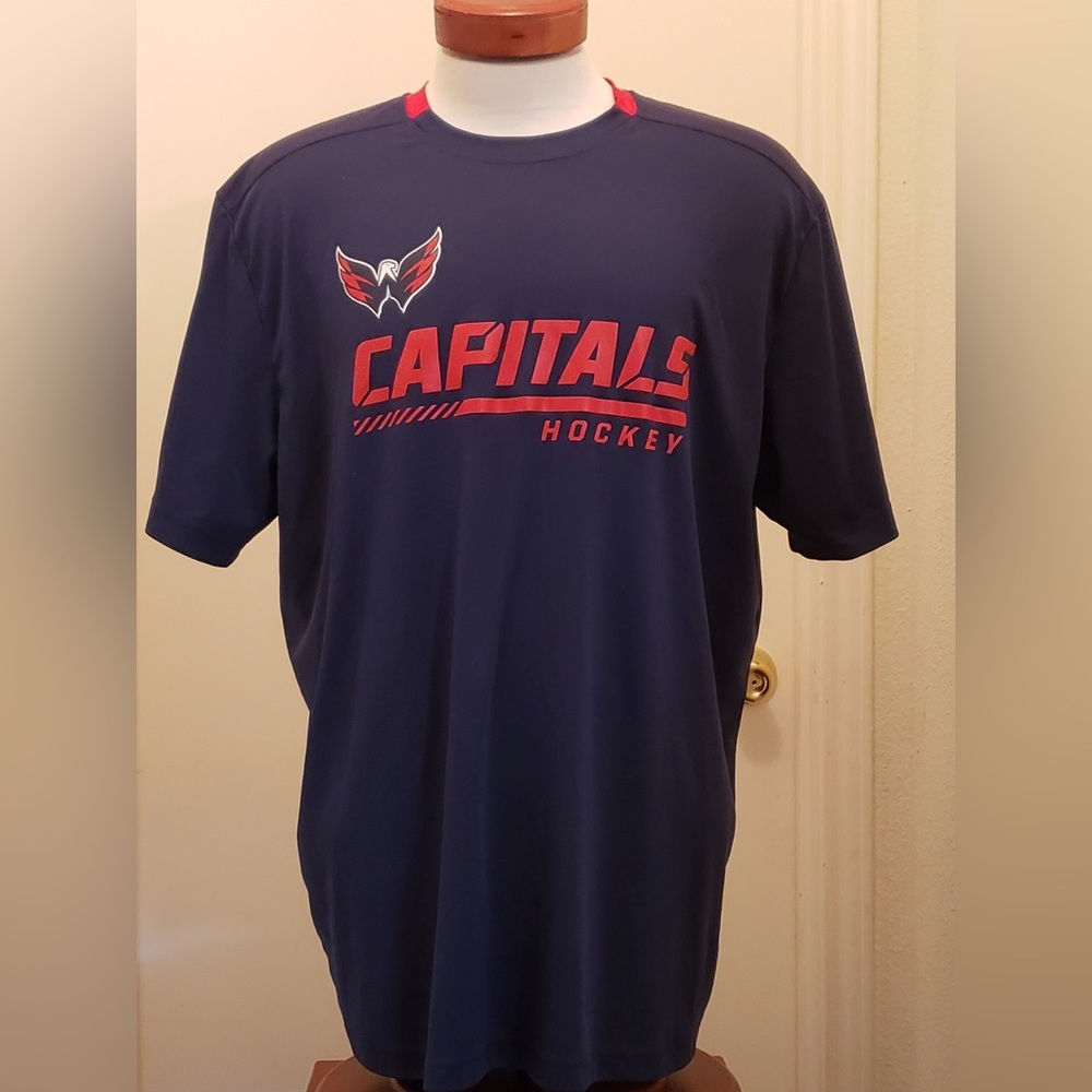Pro Fanatics Men’s Washington Capitals Hockey Tee Shirt